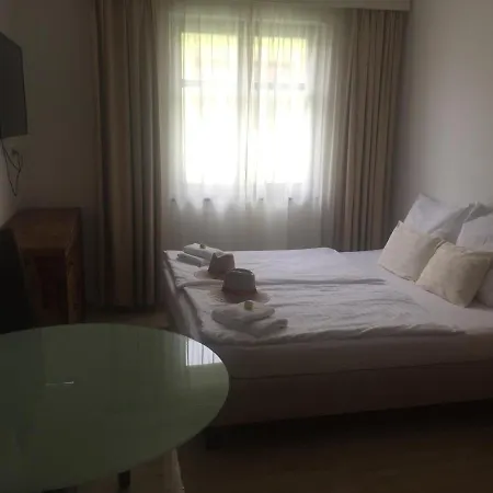 Za Radnicí Casa de hóspedes Valtice