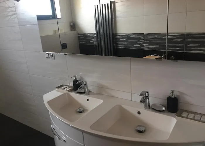 Za Radnici Pensjonat Valtice
