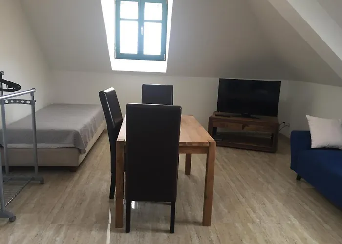 Za Radnici 3*