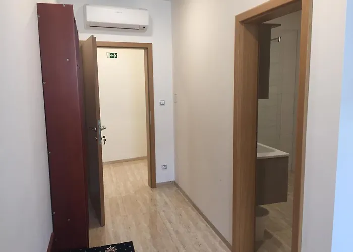 Za Radnici 3*